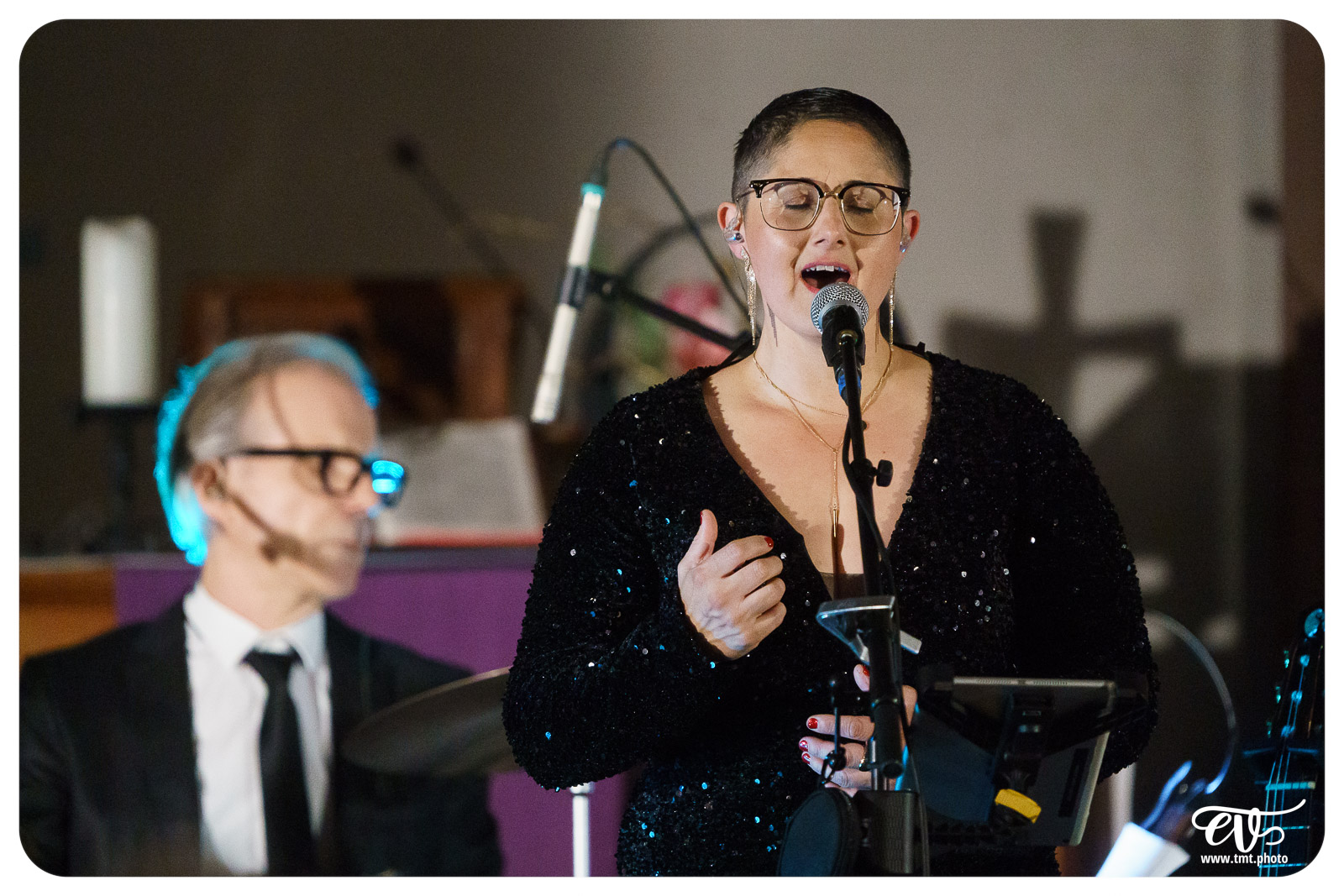 MAGALIE SARAH LÖFFLER AND THE BRASS 'N GROOVE BAND